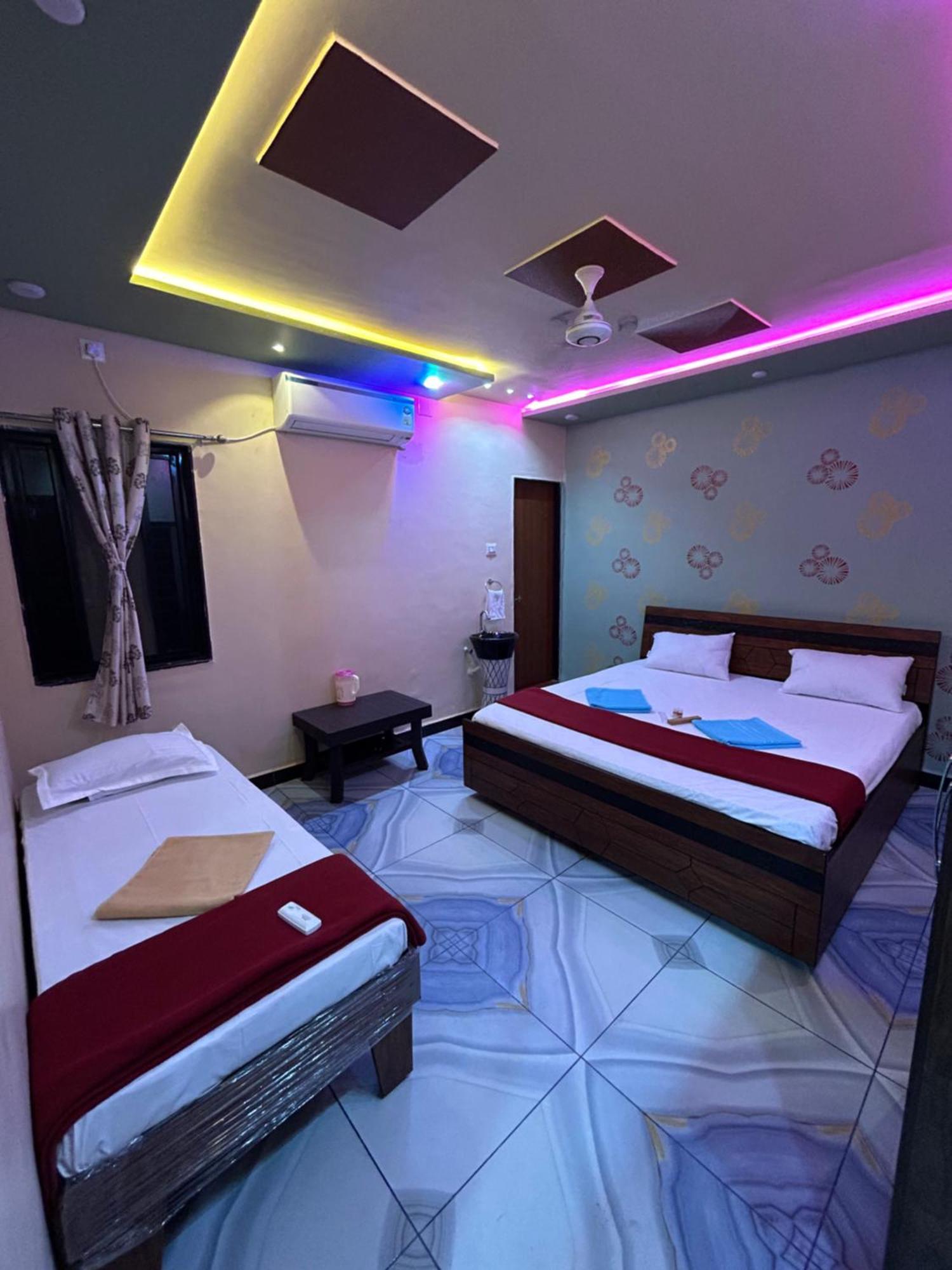 Kamdhenu Home Stay Garudeshwar Ngoại thất bức ảnh